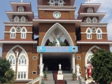 THI CÔNG NHÀ THỜ